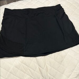 Xersion Black Athletic Skort with Mesh Panels